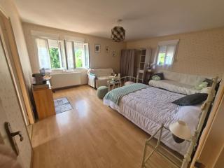 Chambre privée, terrasse et jardin à Luzech - 2