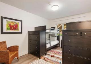 Modern Village Condo Near Ski Lifts - 5