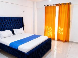 Cozy and Spacious 1BR with 2Beds Bnb at Kisimani Heights Apartment, Mombasa - 1
