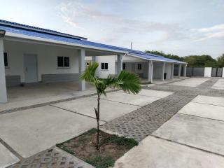 Casa 4 Independiente en Residencial con Piscina - 8