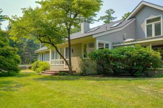 18 Mi to Boston - Stylish Unit in Upscale Enclave! - Weston - 8