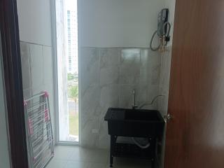 Golden Wave Residence vista a la piscina - 9