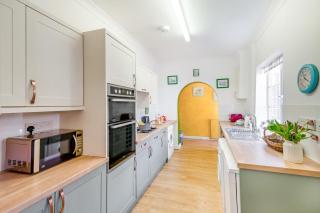 3 Bed in Scarborough oc-s018 - 8