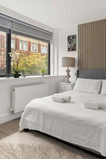 Urban Luxury 2-Bedroom Haven on Arthur Road - 8
