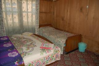 Houseboat Stay - 2