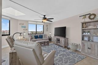 Excelsior Penthouse 6 - 8