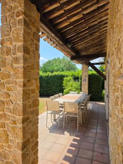 Provençal farmhouse and pool - 4 bedrooms - up to 10 people - 0