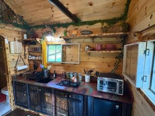 The Crooked Cabin Wood Fired Hot Tub near RRG - 6