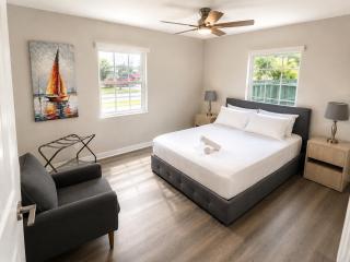 Coconut Grove Area - Twin Homes - Sleeps 12 - 5