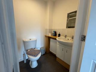 Modern 3 Bedroom high spec house in Sheffield - 3