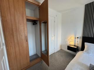 Modern 3 Bedroom high spec house in Sheffield - 4