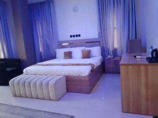 Grand Fweechvilla Hotel & Suites - 8