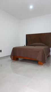 Casa Completa 3 Hab 2 a 8 Huespedes Cochera - 4