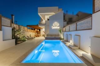Sansevi Luxury Villa - 0