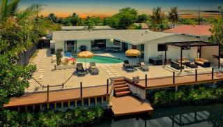 Lakefront Miami Villa with Heated Pool Near Beach - 0