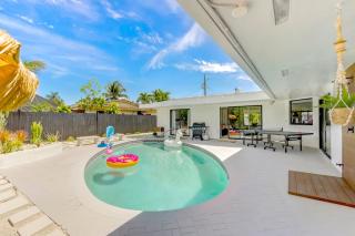 Lakefront Miami Villa with Heated Pool Near Beach - 5