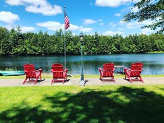The Gifford Lake House, Serenity Included! - 9