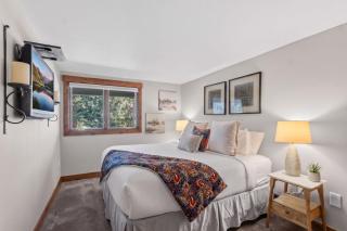 Cozy 2 BR Condo in Town Walk to Main St Skiing - 8