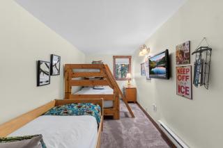 Cozy 2 BR Condo in Town Walk to Main St Skiing - 7