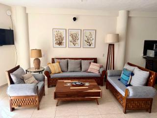 Spacious apt - 1 block to beach with Ocean Views! - 4