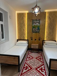 Teskey Hostel Karakol - 7