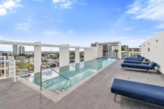 The Valley Great Value Sofa Bed Parking Pool and Gym - 6