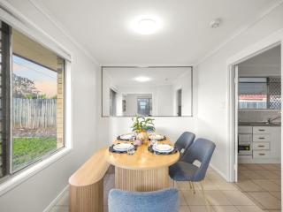Heart of Sunnybank Prime Location Great Value - 6