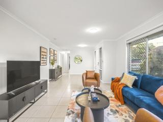 Heart of Sunnybank Prime Location Great Value - 4