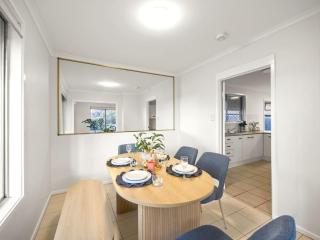 Heart of Sunnybank Prime Location Great Value - 3