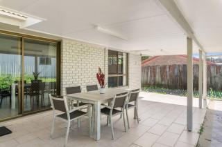 Great Value Group Stay Comfortable and Convenient - 1