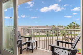 Solare Tower Luxe Beach Retreat - 1