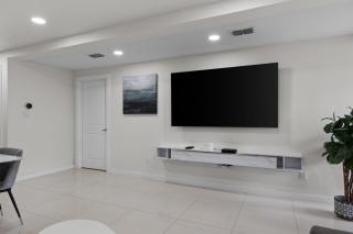 BahiaMar Beachside Comfort and Class - 8