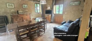 La Longère en Puisaye, 2 gîtes à 10 min de Guédelon réservables ensemble et séparément - 1