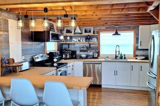 8 Island View Cottage - 1