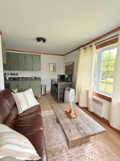 Brooks Place - 4