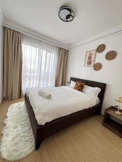 Elegant one bedroom furnished apartment with a Heated swimming pool Gym Great views in Lavington - 3