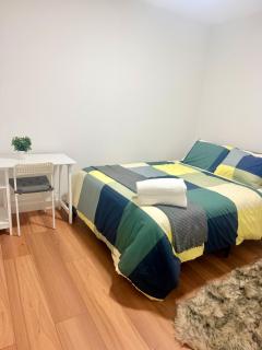 Cozy 2 Bedroom 1 Bath Suite - 5