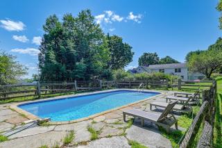 Serene Retreat Near Mt Snow: Great for Groups! - 8