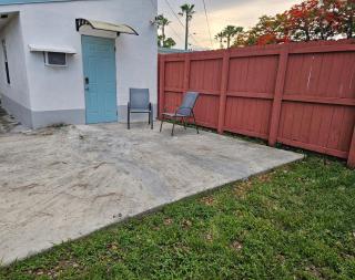 Cozy Guesthouse Near Hard Rock Stadium & Easy Turnpike Access - 4