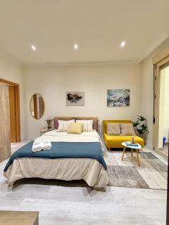 Elegant Suite with Private Terrace in Central Madrid - 6