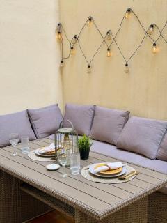Elegant Suite with Private Terrace in Central Madrid - 1