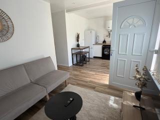 Cozy apartment with easy access to Paris & Parc des Expositions - 2