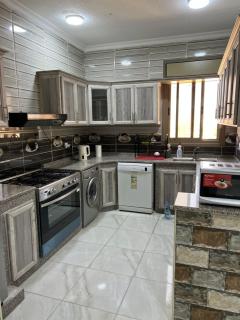 Cozy Private Room in Aqaba with Host present - 3