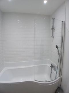 Entire 4-bed House ideal for Families & Groups - 7