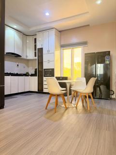 Cozy Apartment By Apex - 3