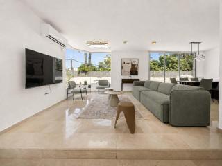 Villa Mare Estate Pool & Private Guest Suite - 7