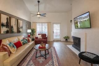 Ground Floor 2BR Peaceful Scottsdale Escape - 3
