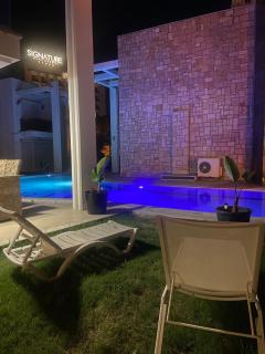 Close to the Sea in Kuşadası - Villa with a Shared Pool - 7