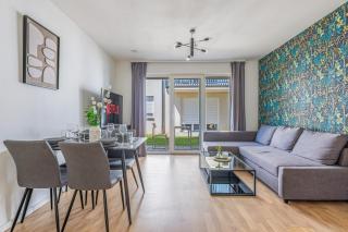 Azure Escape Apartment - 0