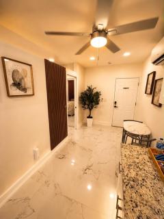 Tampa Luxe States - 2